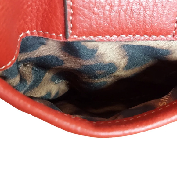 B Makowsy Red Pebbled Leather Crossbody Bag with Heavy Silver Charm - Picture 5 of 14